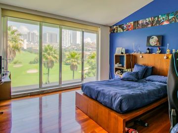 Venta de Residencia en Bosque Real junto al campo de golf,  5 habitaciones
