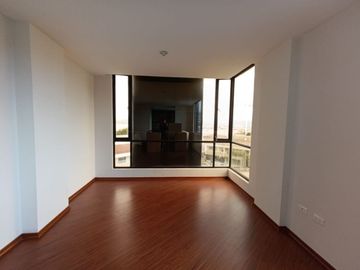 Se Vende Departamento de 3 Dorm. en Carcelén Diagonal Al Colegio Americano