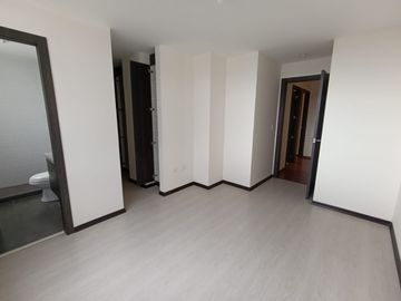 Se Vende Departamento de 3 Dorm. en Carcelén Diagonal Al Colegio Americano