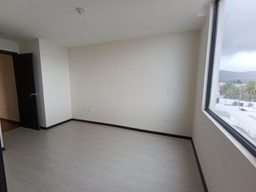 Se Vende Departamento de 3 Dorm. en Carcelén Diagonal Al Colegio Americano