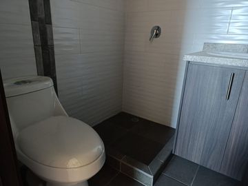 Se Vende Departamento de 3 Dorm. en Carcelén Diagonal Al Colegio Americano