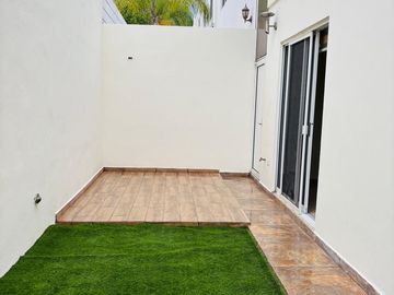 Casa  Venta Cumbres Providencia Monterrey Frente Parque