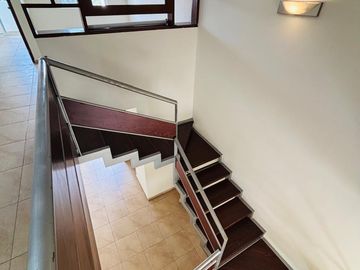 Casa  Venta Cumbres Providencia Monterrey Frente Parque