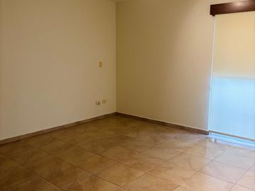 Casa  Venta Cumbres Providencia Monterrey Frente Parque