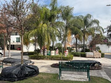 Casa  Venta Cumbres Providencia Monterrey Frente Parque