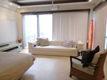 53 sq.m. fully furnished and spacious studio unit in Coralpoint-Mactan @ P6M