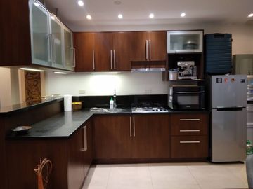 53 sq.m. fully furnished and spacious studio unit in Coralpoint-Mactan @ P6M