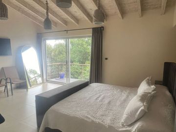 Espectacular casa en Vista Real
