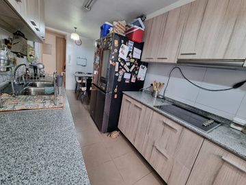Se Vende departamento en Cerro Paranal 4 D+3B+ 2 E y 1 Bod. a 8.000 UF
