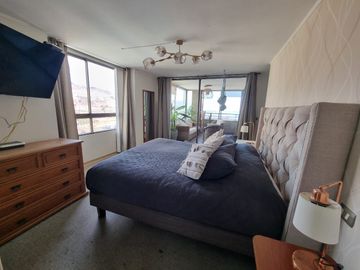 Se Vende departamento en Cerro Paranal 4 D+3B+ 2 E y 1 Bod. a 8.000 UF