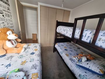 Se Vende departamento en Cerro Paranal 4 D+3B+ 2 E y 1 Bod. a 8.000 UF
