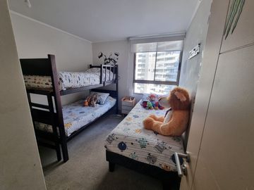 Se Vende departamento en Cerro Paranal 4 D+3B+ 2 E y 1 Bod. a 8.000 UF