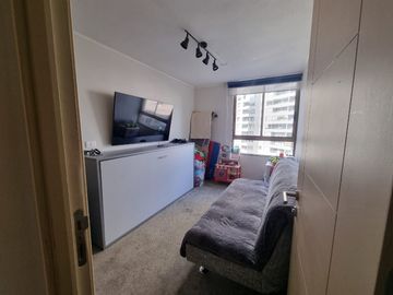 Se Vende departamento en Cerro Paranal 4 D+3B+ 2 E y 1 Bod. a 8.000 UF