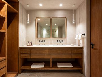 UAVI LIFE BY DESIGN INSPIRED BY NATURE