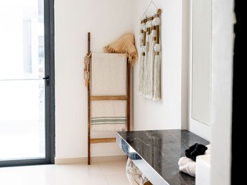 Departamento duplex con jardin y alberca privada en Venta