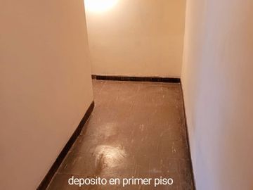 ENCANTADORA CASA EN MIRAFLORES