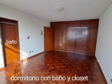 ENCANTADORA CASA EN MIRAFLORES