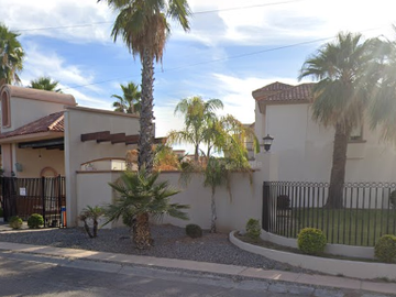 PROPIEDAD DE OPORTUNIDAD!! EXCELENTE CASA EN VALERIA 36, VILLA FLORENCIA, HERMOSILLO SONORA A MITAD DE PRECIO!!