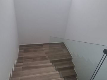 Hermosa casa nueva en venta parque milán