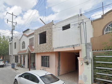¡ Casa En Venta ! (Remate) - Miravista Residencia, Cd. General Escobedo, N. L.