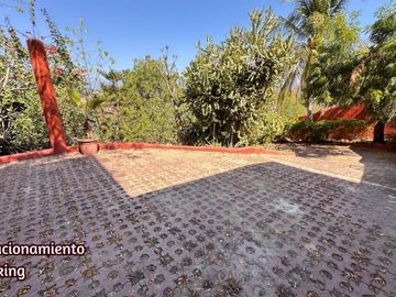 Casa con vista al mar, alberca, elevador, en venta Residencial Conejos Huatulco