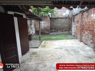 Se vende casa sector comercial en Buga valle