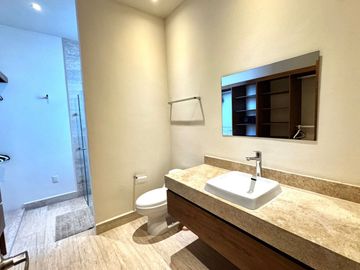 Casa con alberca privada en venta, Huayacán, Cancún
