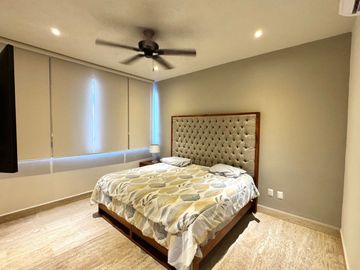 Casa con alberca privada en venta, Huayacán, Cancún