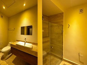 Casa con alberca privada en venta, Huayacán, Cancún