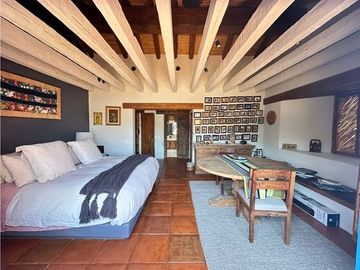 PROPIEDAD EN VENTA EN AVANDARO