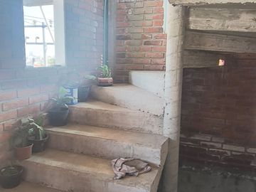 EDIFICIO EN VENTA EN TOLUCA, 1000 METROS CONSTRUCCIÓN INCLUYE 2 DEPARTAMENTOS 9 MILLONES EJIDO