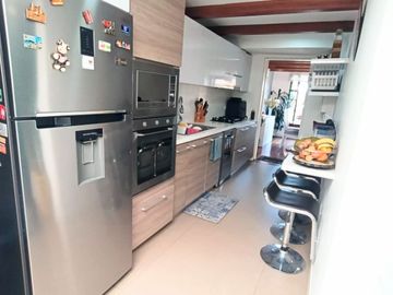 HERMOSA CASA EN VILLA MAGDALA- 100% REMODELADA