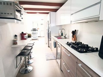 HERMOSA CASA EN VILLA MAGDALA- 100% REMODELADA