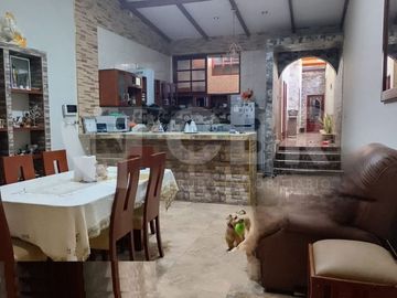 VENTA CASA EN TARAPOTO