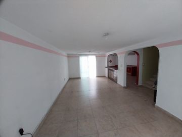 BONITA CASA EN EXCELENTE UBICACION