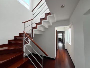 VENTA DE PENT HOUSE DÚPLEX EN MIRAFLORES – ZONA CLÍNICA AMERICANA