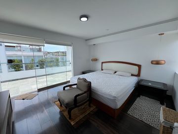 VENTA DE PENT HOUSE DÚPLEX EN MIRAFLORES – ZONA CLÍNICA AMERICANA
