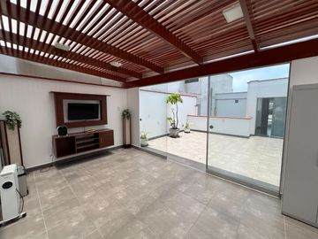 VENTA DE PENT HOUSE DÚPLEX EN MIRAFLORES – ZONA CLÍNICA AMERICANA