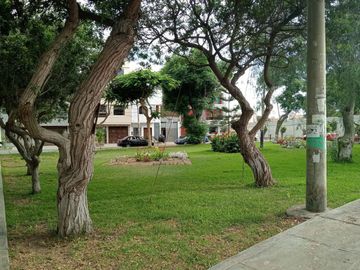 Venta Departamento Urb Casuarinas Frente Parque (GAPONTE)