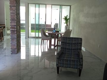 Hermosa Casa Residencial Ixtapan. Ixtapan de la Sal, Edo. de México.