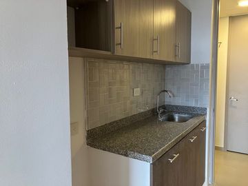 VENDO APARTAESTUDIO LA CASTELLANA