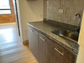 VENDO APARTAESTUDIO LA CASTELLANA
