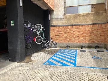 VENDO APARTAESTUDIO LA CASTELLANA