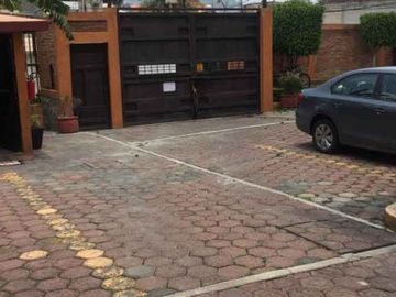 Se vende bonito depto. En fraccionamiento, cerca de avenidas principales