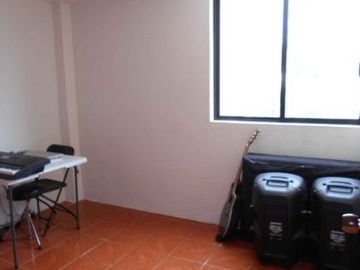 Se vende bonito depto. En fraccionamiento, cerca de avenidas principales