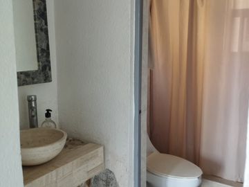 Se vende bonito depto. En fraccionamiento, cerca de avenidas principales