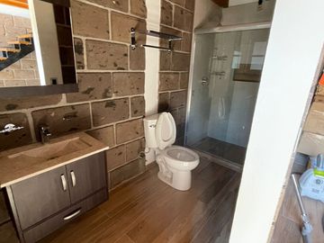 EXCELENTE Y HERMOSA CASA EN FRACCIONAMIENTO NUEVA