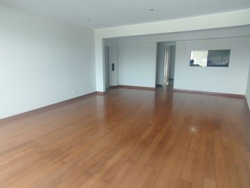 IMPECABLE DPTO EN VENTA EN CERROS DE CAMACHO