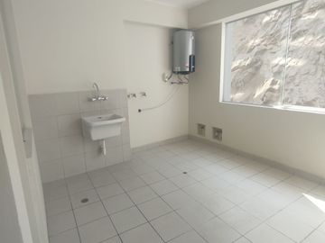 IMPECABLE DPTO EN VENTA EN CERROS DE CAMACHO