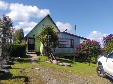 Parcela con casa, excelente vista a Lago Natri, sector Miraflores